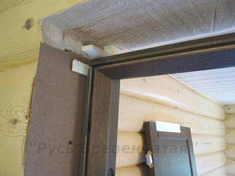 Обсада и окосячка — ставим двери, окна в деревянном доме